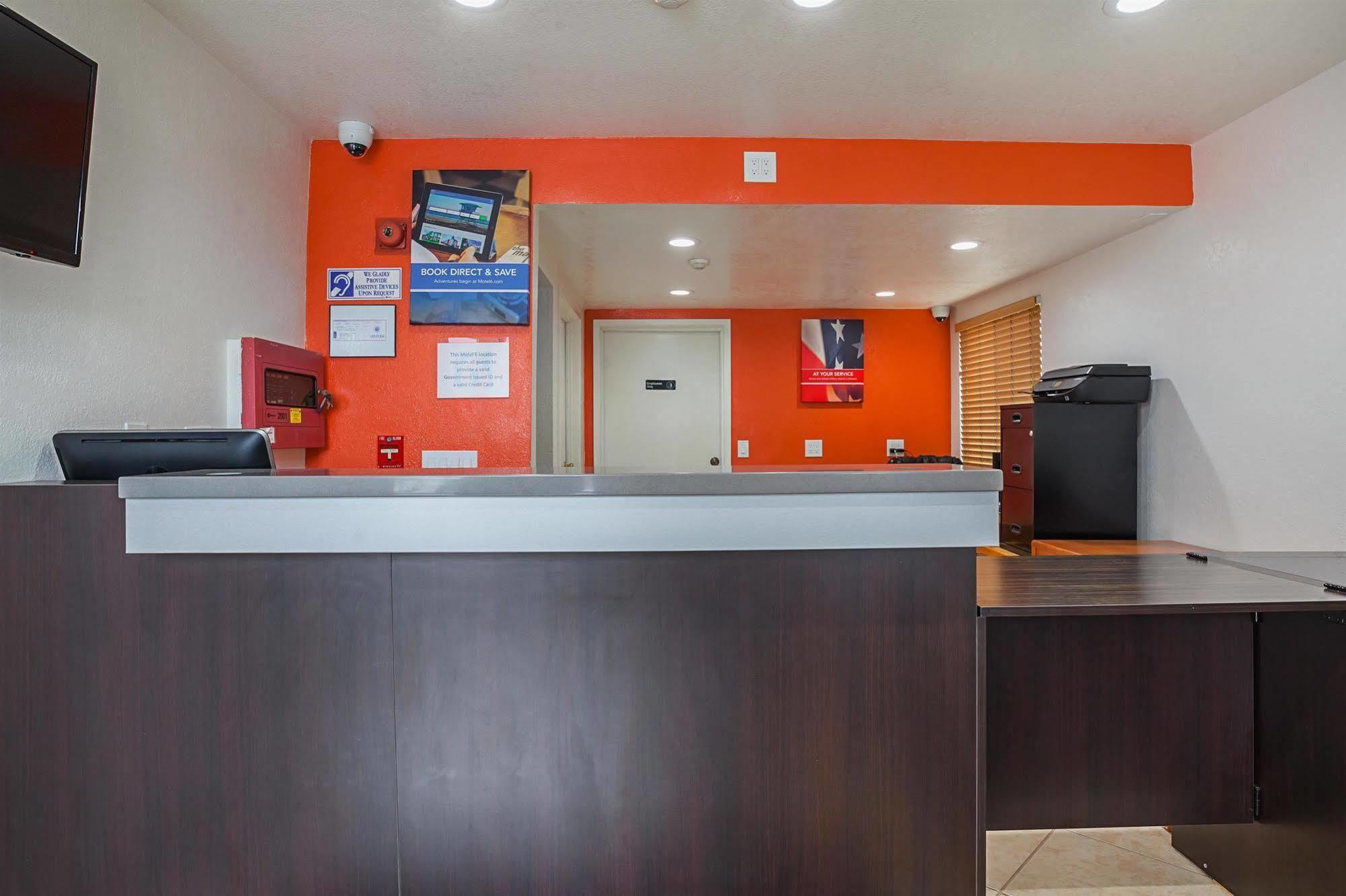 Pacific Inn Motel Ventura Bagian luar foto