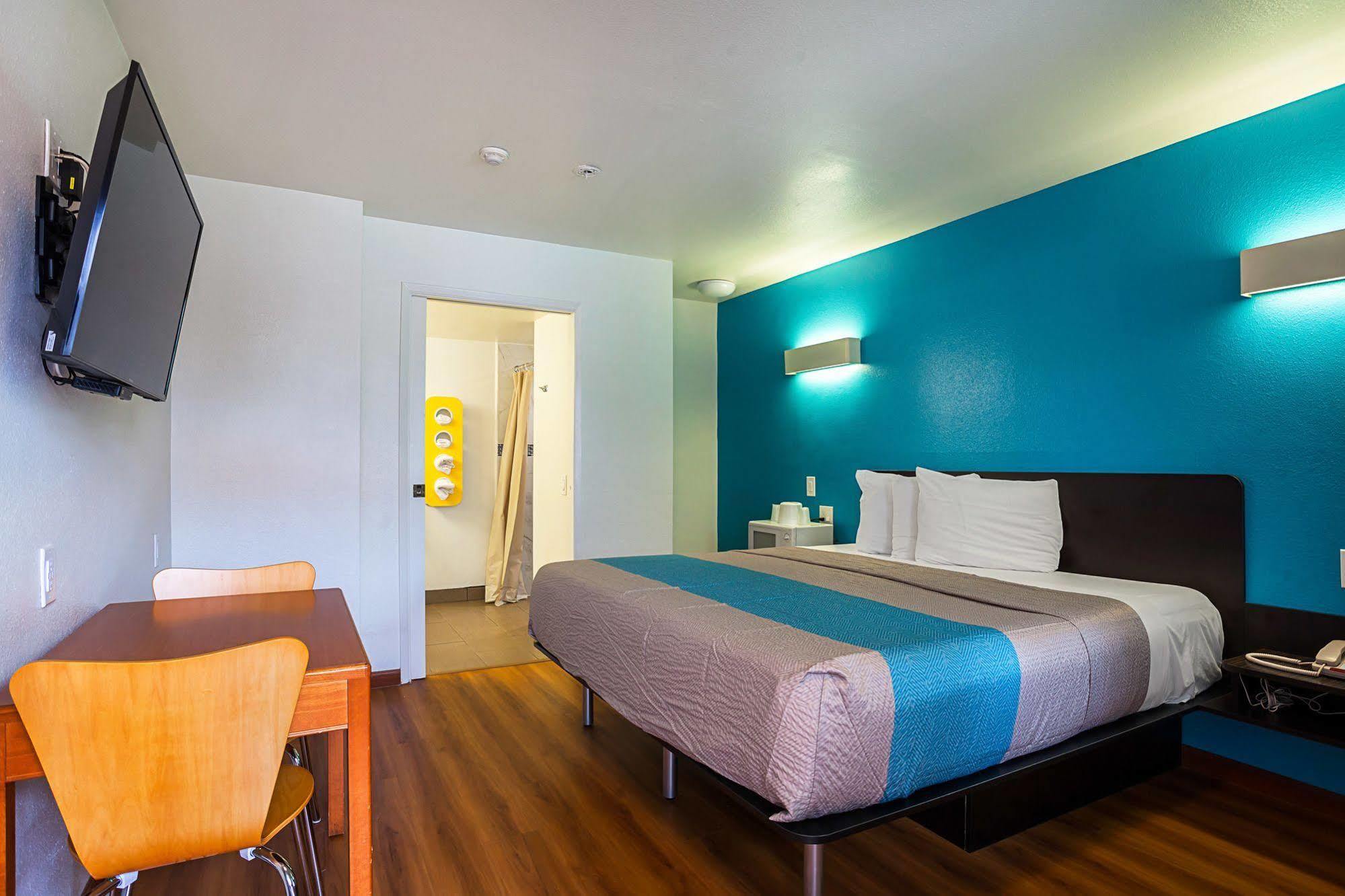 Pacific Inn Motel Ventura Bagian luar foto